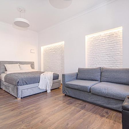 Apartament Welcoming Studio In Historic Vilnius With Free Parking By Urban Rent Zewnętrze zdjęcie