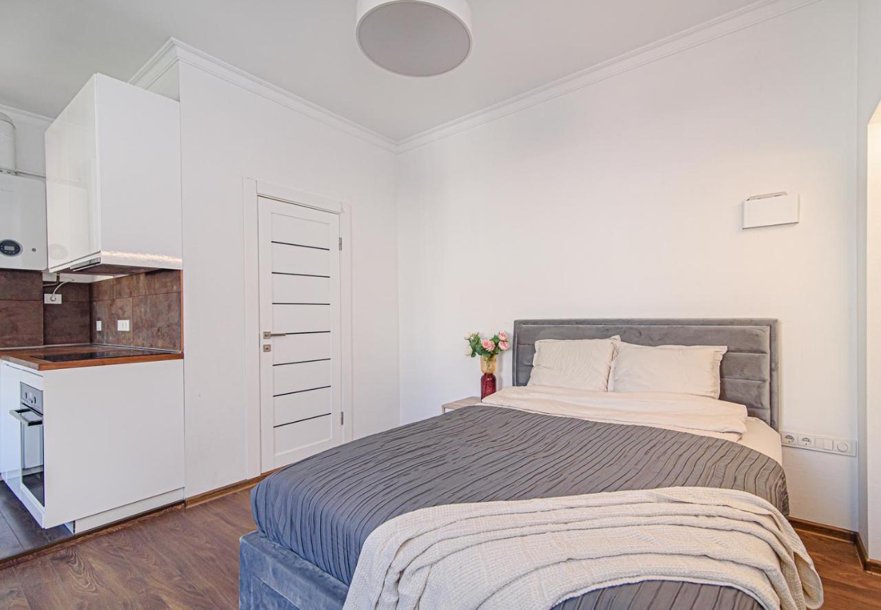Apartament Welcoming Studio In Historic Vilnius With Free Parking By Urban Rent Zewnętrze zdjęcie