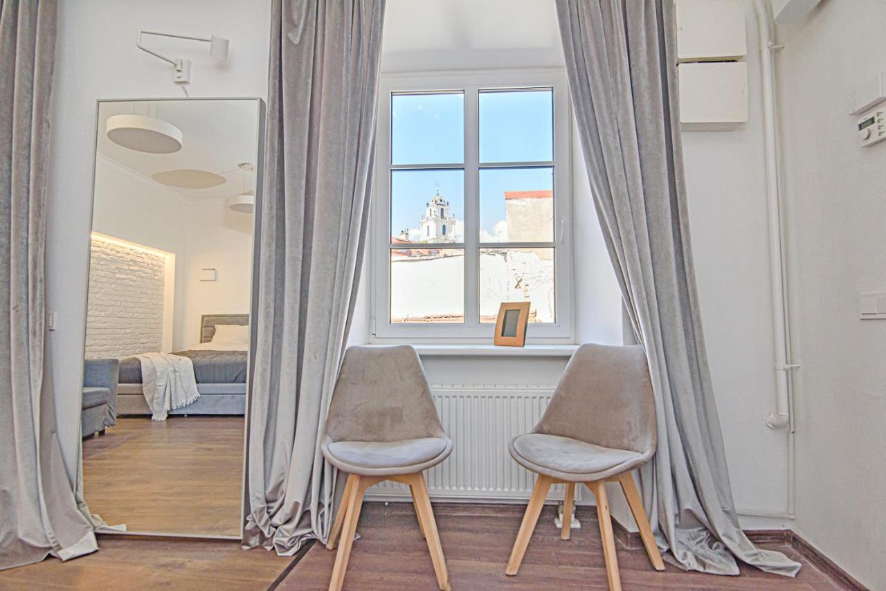 Apartament Welcoming Studio In Historic Vilnius With Free Parking By Urban Rent Zewnętrze zdjęcie