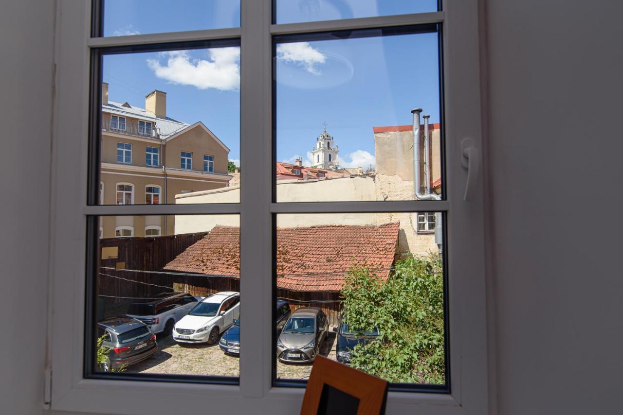 Apartament Welcoming Studio In Historic Vilnius With Free Parking By Urban Rent Zewnętrze zdjęcie